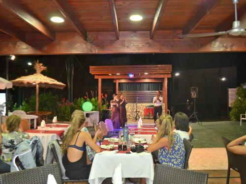 Apartment Palmiers Viii Llan��