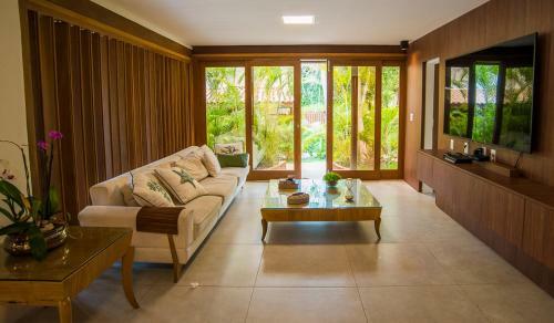 Casa De Alto Padr�o 6 Su�tes