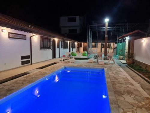 Casa Com 6 Su�tes Em Penedo