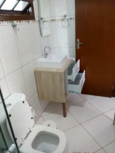 Quarto Su�te Itapo� - Sc