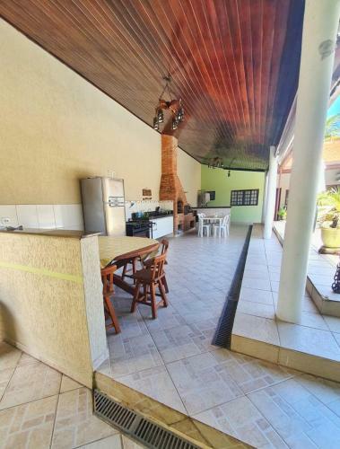 Borac�ia House