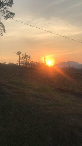 S�tio Por Do Sol - Pedra Azul - Es