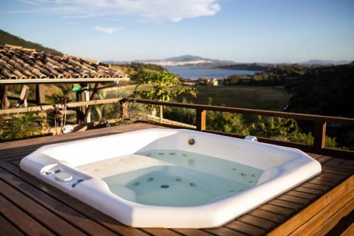 Ibiraquera Guest House Villa Com Piscina E Jacuzzi