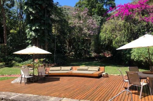 Espetacular Casa De Campo Com Piscina Natural