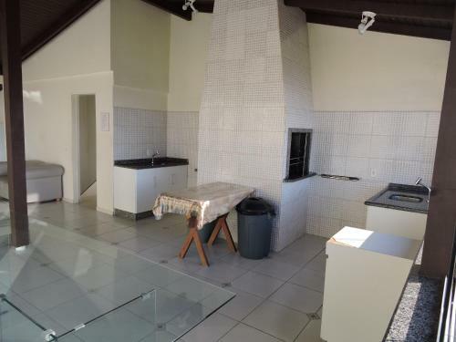 Apartamento Apto 2 Quartos No Centro De Bombinhas, 130 Metros Praia