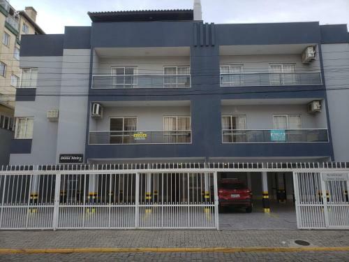 Apartamento Apto 2 Quartos No Centro De Bombinhas, 130 Metros Praia