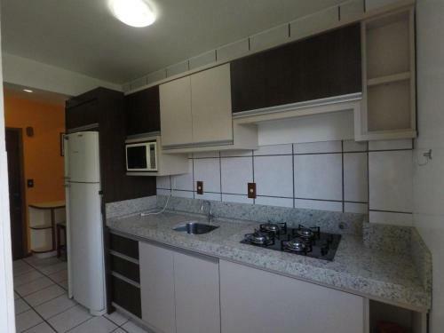 Apartamento Dante 204 - 2 Quartos, 6 Pessoas, 120m Da Praia