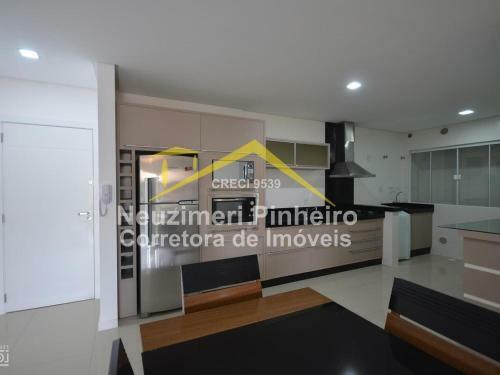Ed. Luana. Apartamento Com 2 Dormit�rios Pr�ximo Da Praia De Bombinhas!