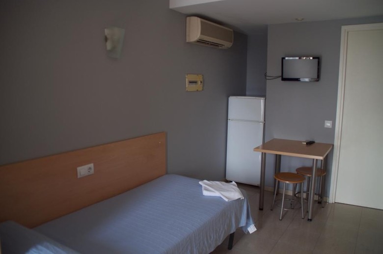 Albergue Apartaments Tur�stics Residencia Vila Nova