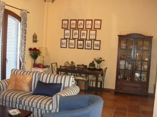 Las Ca�adillas