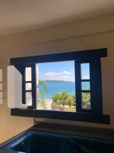 Apartamento Frente Mar Com 02 Su�tes