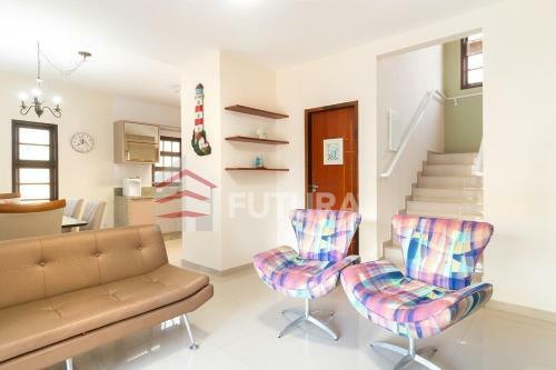 Casa Com Piscina Praia De Bombas (lc001e)
