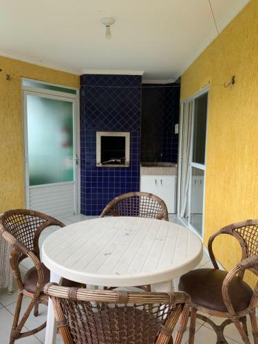 Apartamento Inteiro 3 Quartos No Condom�nio Solar Das Bromelias