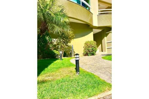 Confort�vel Apartamento 3 Quartos Na Praia De Bombas