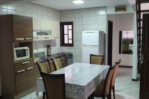 Apartamento Sobrado Em Bombinhas