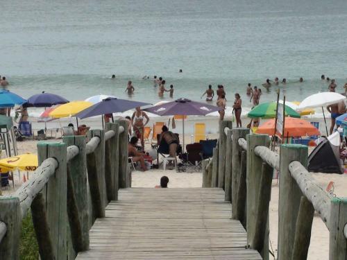 Apartamento Bombinhas Apto 02 Dormit�rios 60m Da Praia Com Vista