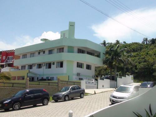 Apartamento Bombinhas Apto 02 Dormit�rios 60m Da Praia Com Vista