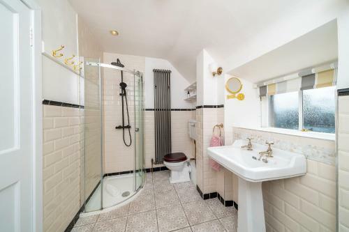 Thrums Cottage
