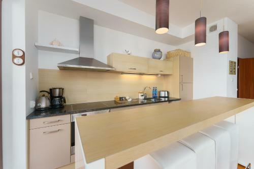 Apartamento Rent Like Home - Baltic Pla?a 7.2.6