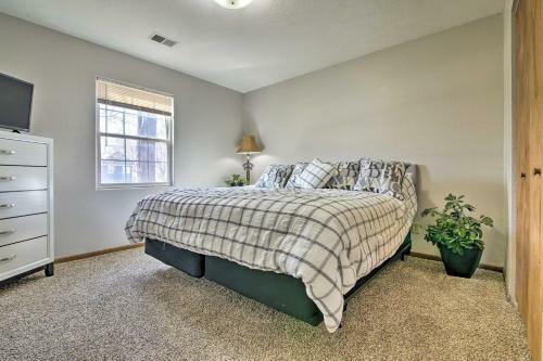 Charming Manhattan Duplex Unit Less Than 2 Mi To Ksu!