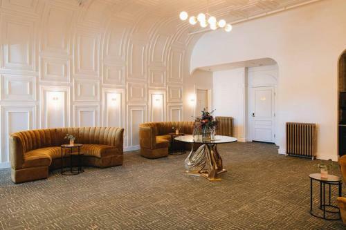 Posada Fernwood Suite 103 At The Bellwether Hotel