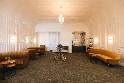 Posada Rosewood Suite 202 At The Bellwether Hotel