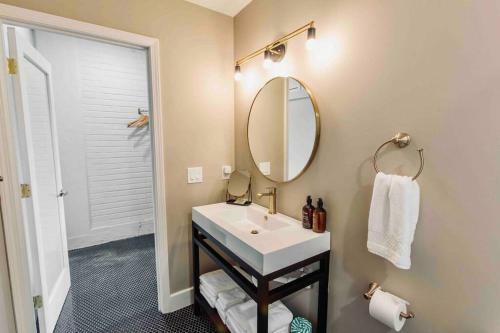Posada Mossrose Suite 203 At The Bellwether Hotel