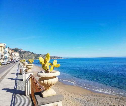 Apartamento Bivani Fronte Mare Fondachello