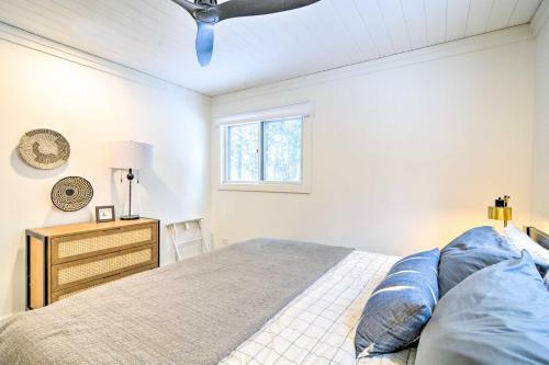 Charming Charlevoix Home On Lake Michigan!