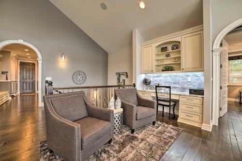 Luxe Waterfront Home With Private Lake Access!