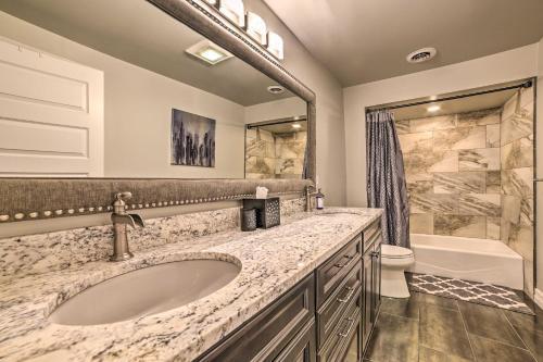 Luxe Waterfront Home With Private Lake Access!