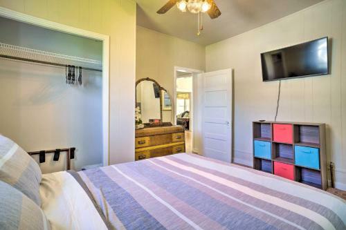Cozy Corinth Escape About Half-mi To Shop And Dine!