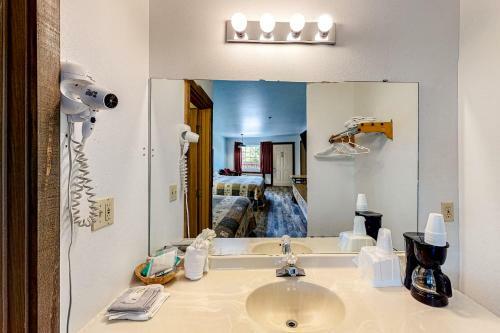 White Wing Lodge Unit 221