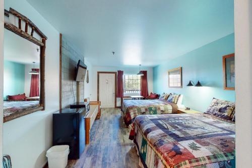 White Wing Lodge Unit 319