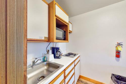 White Wing Lodge Unit 325