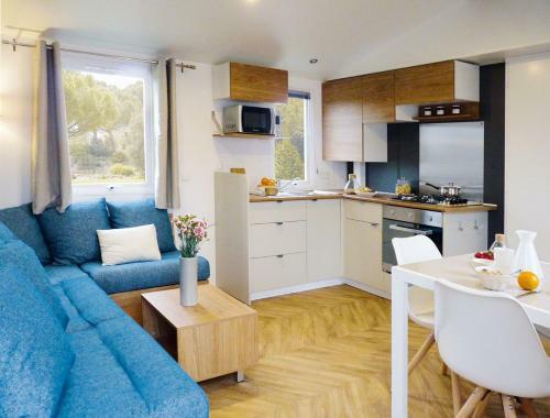 Mobil-home 4 �toiles Espace Piscine