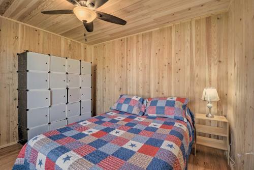 Cozy Lesterville Home Near Parks And Forests!