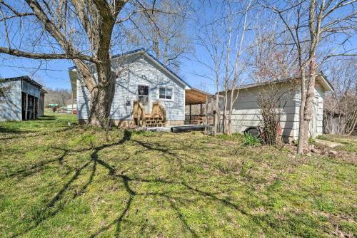 Cozy Lesterville Home Near Parks And Forests!