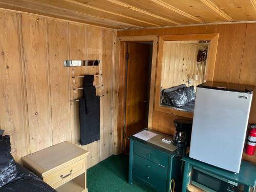 Expedition Cabin - Fishing Cabin