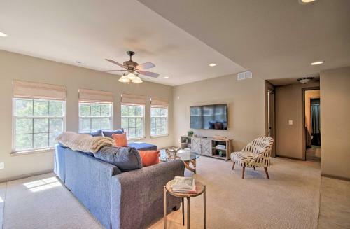 Luxe Osage Beach Home With Fire Pit And Grill!