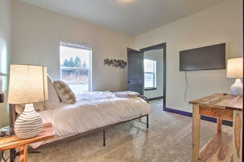 Tranquil Silverwood Estates Less Than 1 Mi To River!