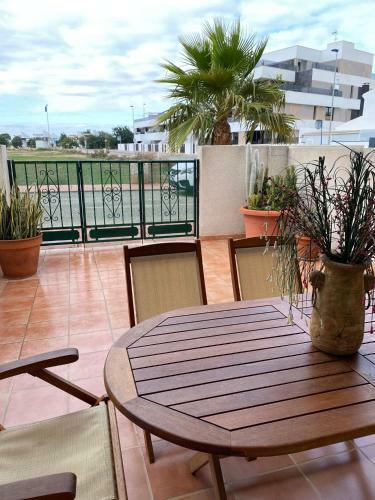 Casa Con Piscina Cerca De La Playa (10min)