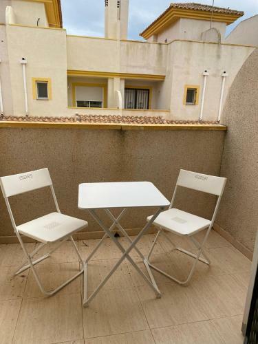 Casa Con Piscina Cerca De La Playa (10min)