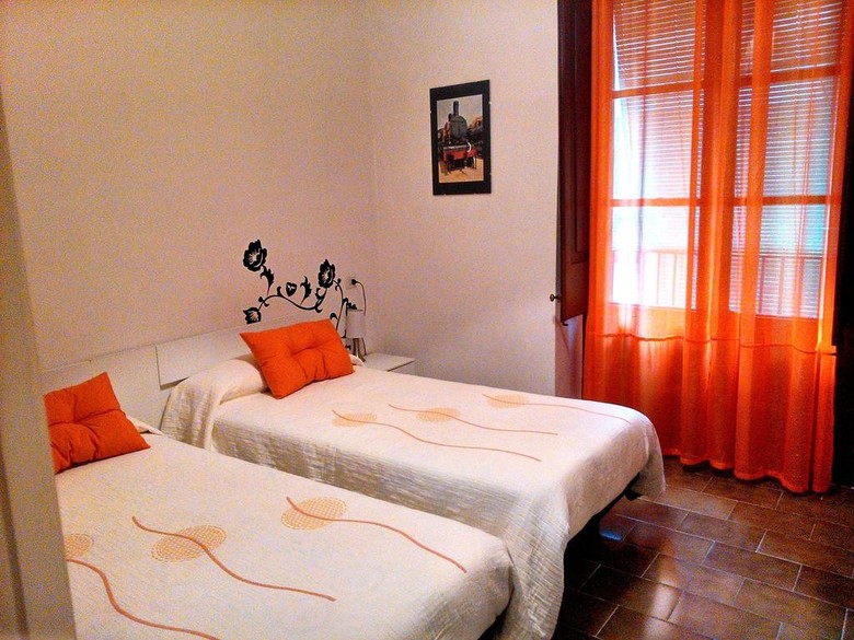 Hostal Borr�s