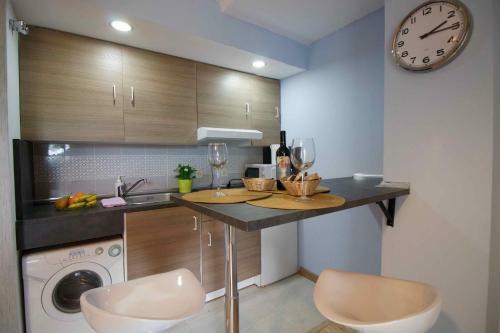 Apartamento Sotogrande Studio With Pool And Gardens