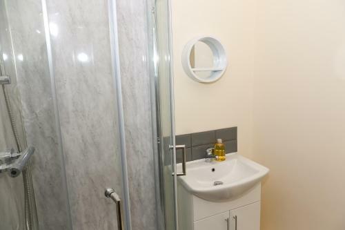 Hostal Alexander Apartments Rooms 1