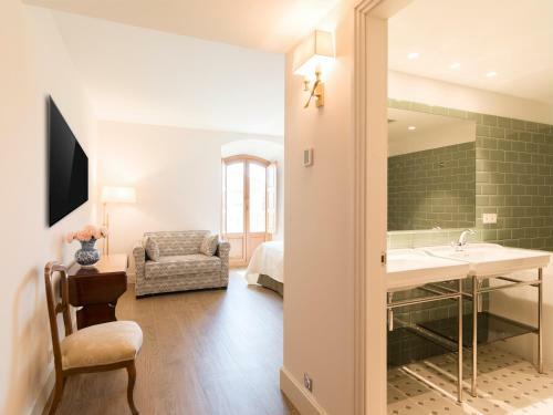 Hospedium Hotel Palacio La Lozana