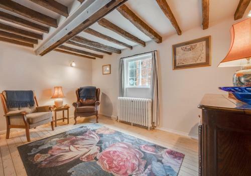 Holly Cottage