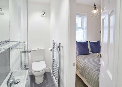 Host & Stay - Clinker Cottage