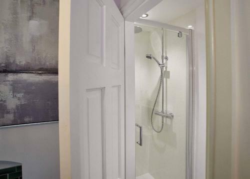 Host & Stay - Clinker Cottage